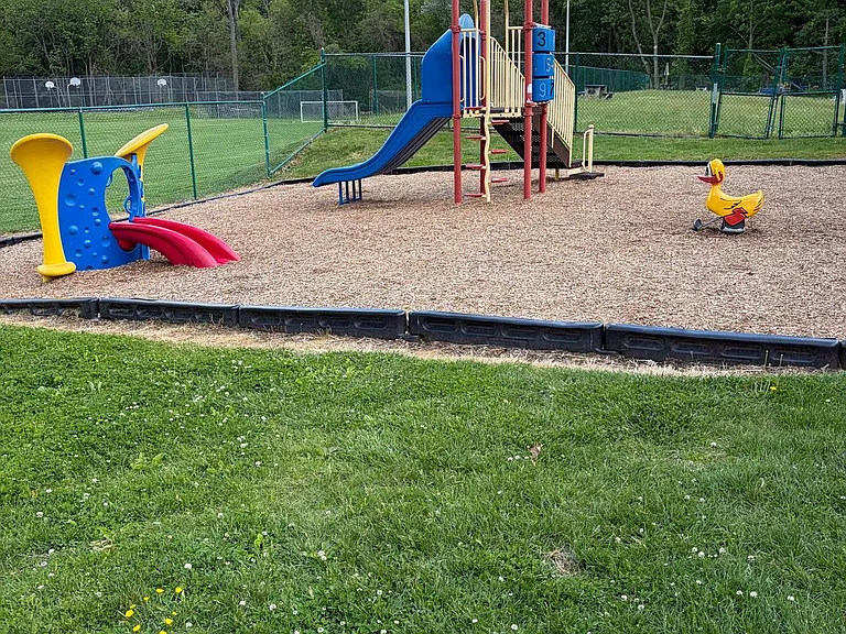 140 S Keswick Ave — Photo 21