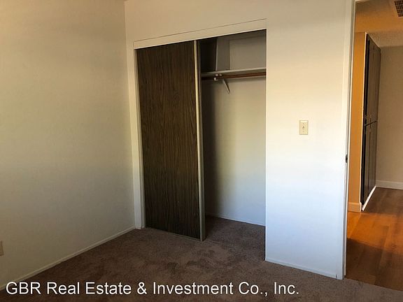 5th image of 1208 Wayland Ave Unit A