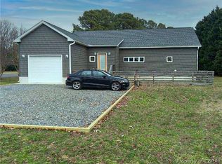 160 Norhall Ln, Deltaville, VA 23043