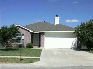 112 Valley Run Trl, Elgin, TX 78621