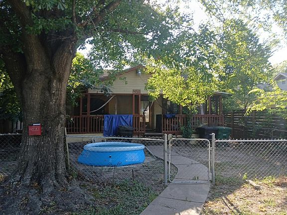 3rd image of 4511 Edison St