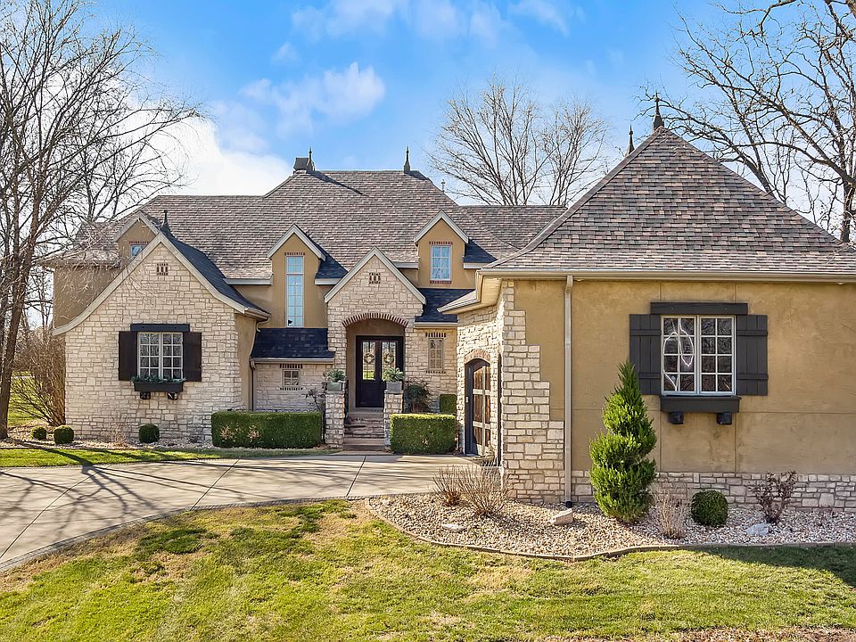 1st image of 6221 S Bluff Ridge Road