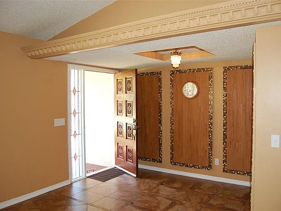 3rd image of 750 SE Hollahan Ave