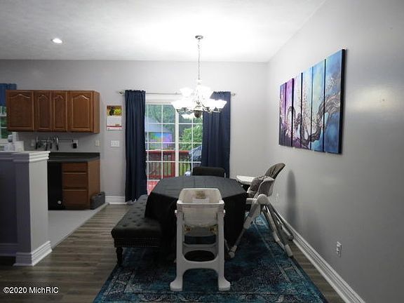 2nd image of 1750 N 10th St