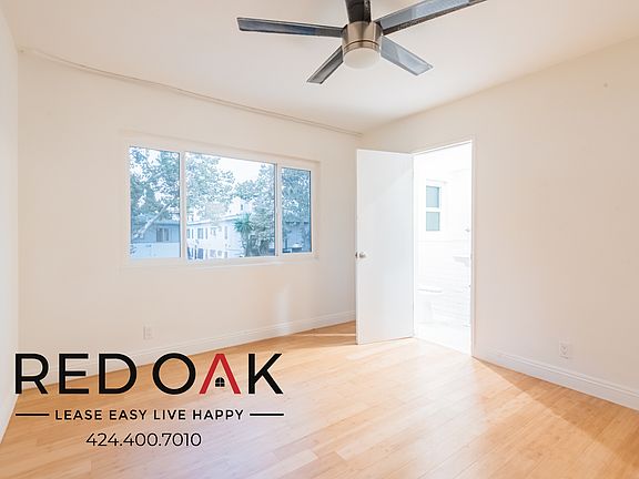 3rd image of 1023 N Hayworth Ave #7