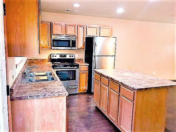 3rd image of 221 S Rolling Woods Way