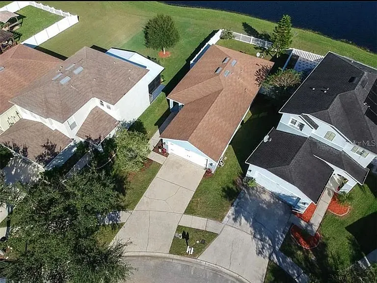 10909 Golden Silence Dr — Photo 11