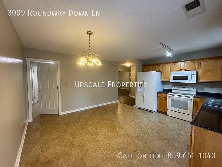 3009 Roundway Down Ln — Photo 14