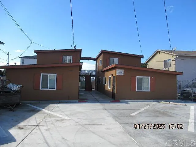 580 Glover Ave