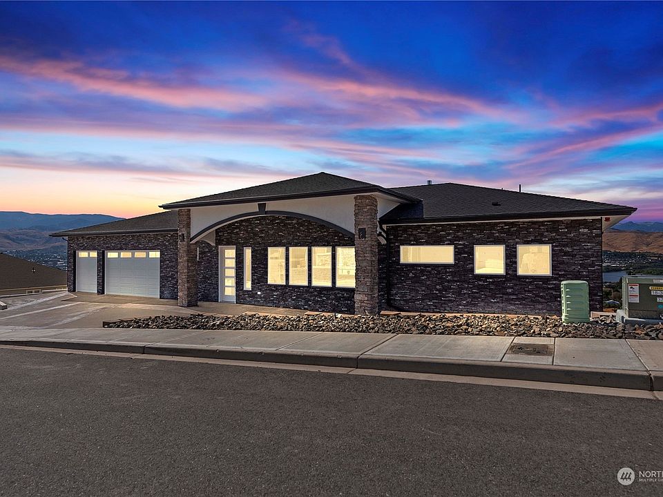 1st image of 2908 N Breckenridge Drive