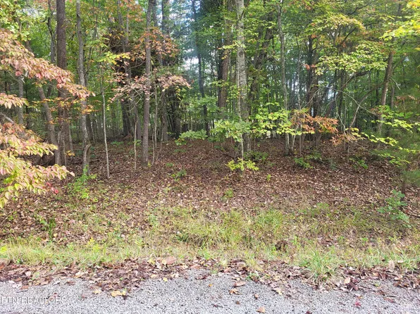 15 Appleby Ct, Crossville, TN 38558