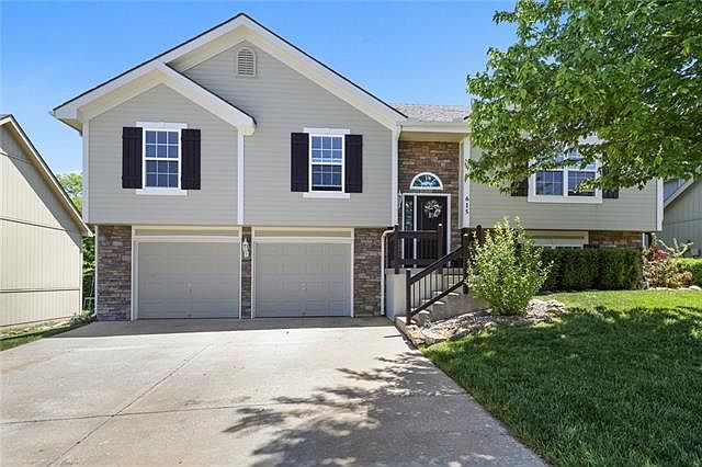 1st image of 615 W Joseph Cir