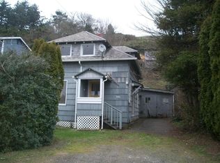 545 SE 4th St, Newport, OR 97365