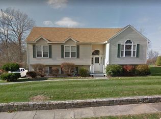 84 Ridge Ln, Shelton, CT 06484