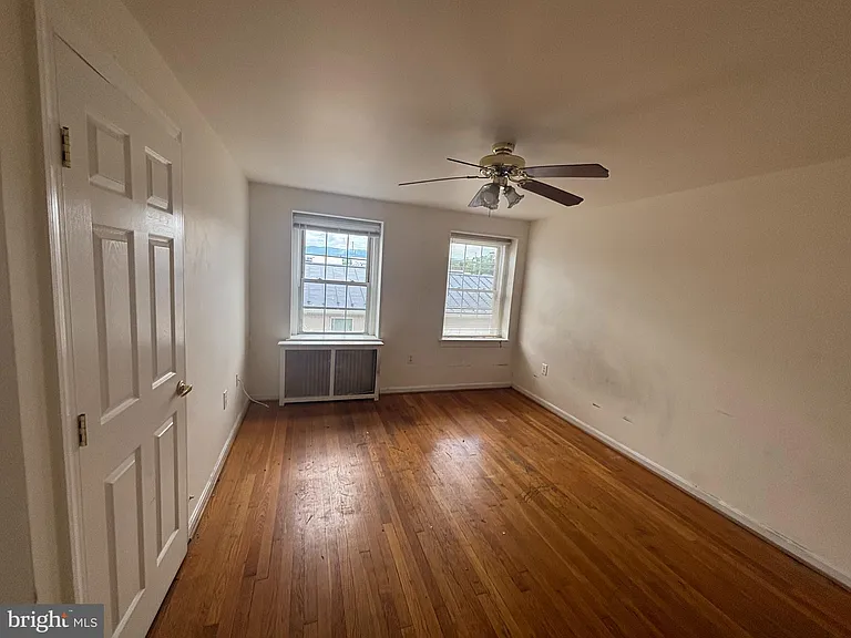 383 E King St #1 — Photo 6