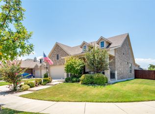 704 Louisville Rd, Aubrey, TX 76227