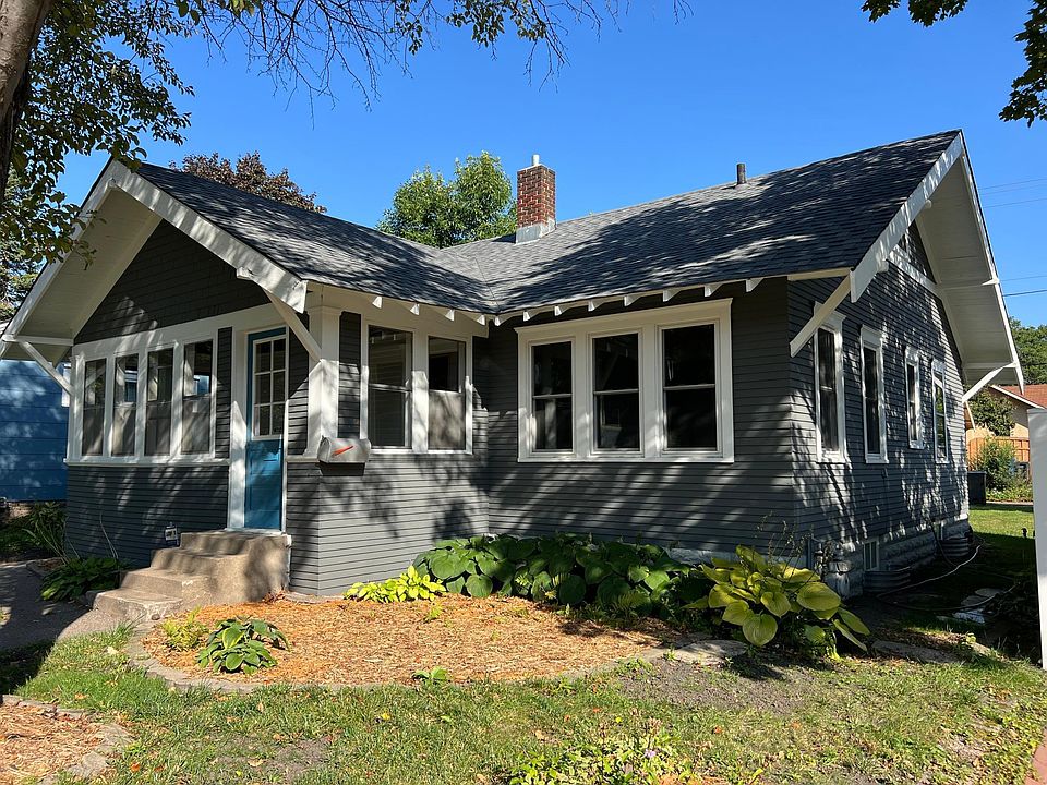 1st image of 1283 Saint Clair Ave