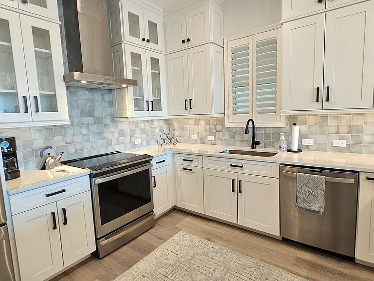 503 N Tamiami Trl #301 — Photo 31