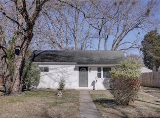 1489 Morgan Dr, Hampton, VA 23663