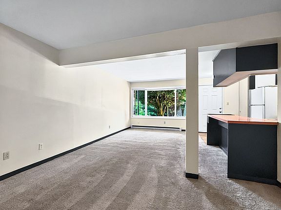 3rd image of 1320 14th Ave S #17888758