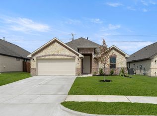 121 Whistling Duck Dr, Balch Springs, TX 75181
