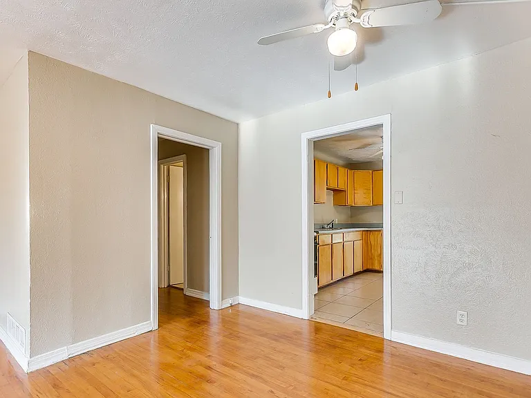 3928 Winfield Ave — Photo 9