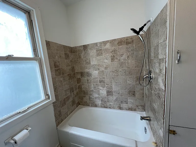1122 W 144th St — Photo 15