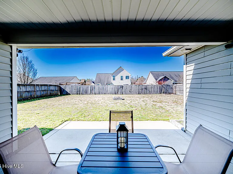 224 Roanoke Dr — Photo 39