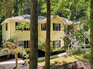 5011 Peach Mountain Cir, Gainesville, GA 30507