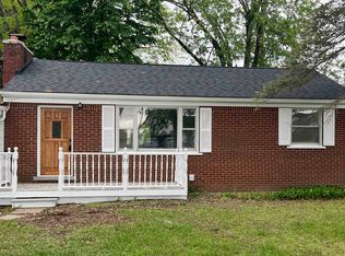 34288 Pratt Rd, Memphis, MI 48041