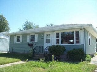 509 E 8th St, Belvidere, IL 61008