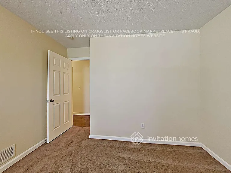 3848 Summer Leigh Ct — Photo 10