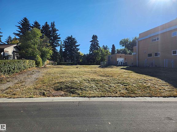 2nd image of 9019 Saskatchewan Dr NW