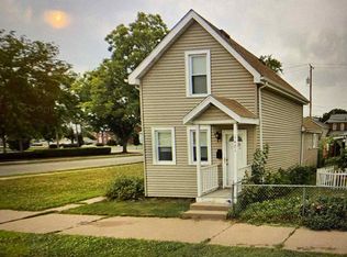 1421 Elm St, Dubuque, IA 52001