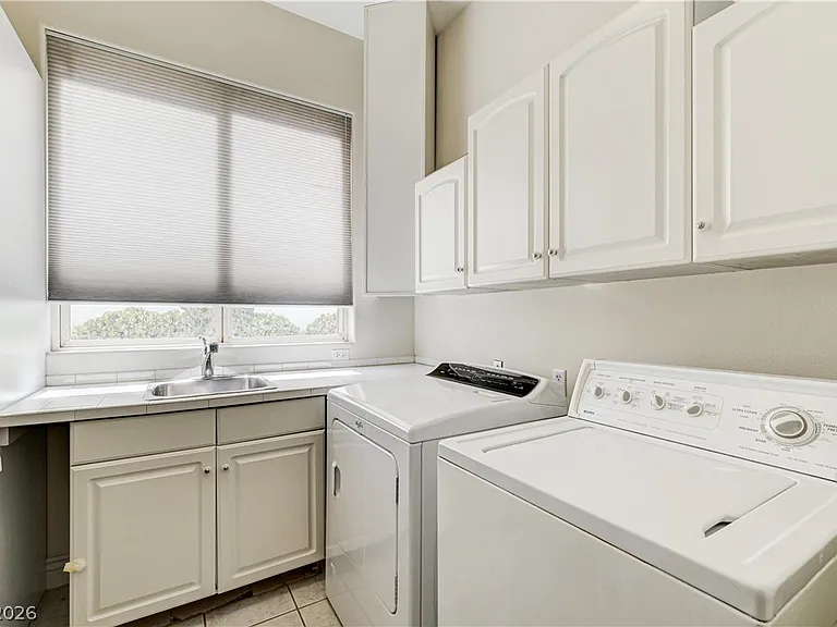 8901 Robinson Ridge Dr — Photo 67