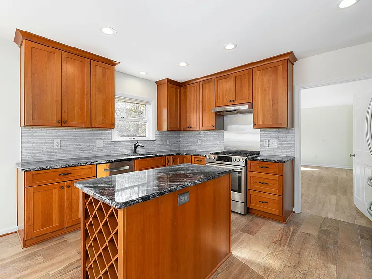 45455 Fellows St — Photo 12