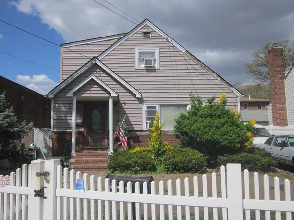 14536 Farmers Blvd, Jamaica, NY 11434