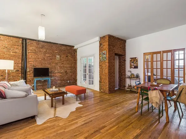 93 Seigel Street image 1 of 6