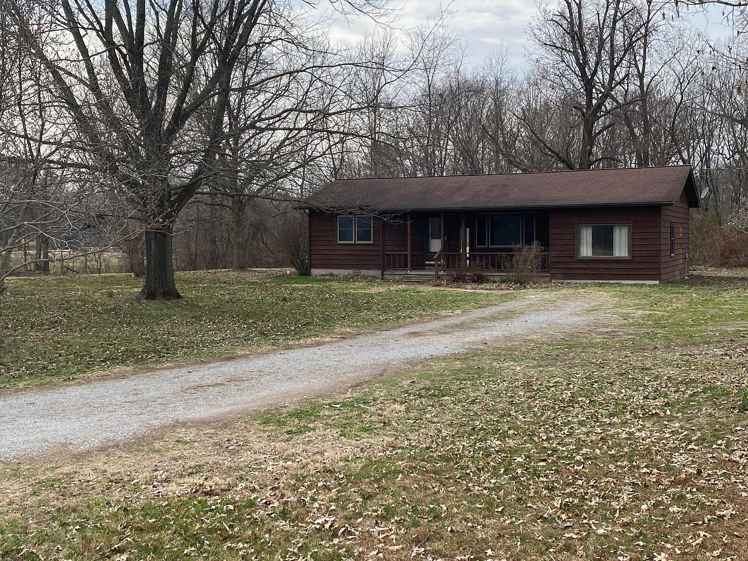 611 Randolph Rd, Carbondale, IL 62901 Zillow