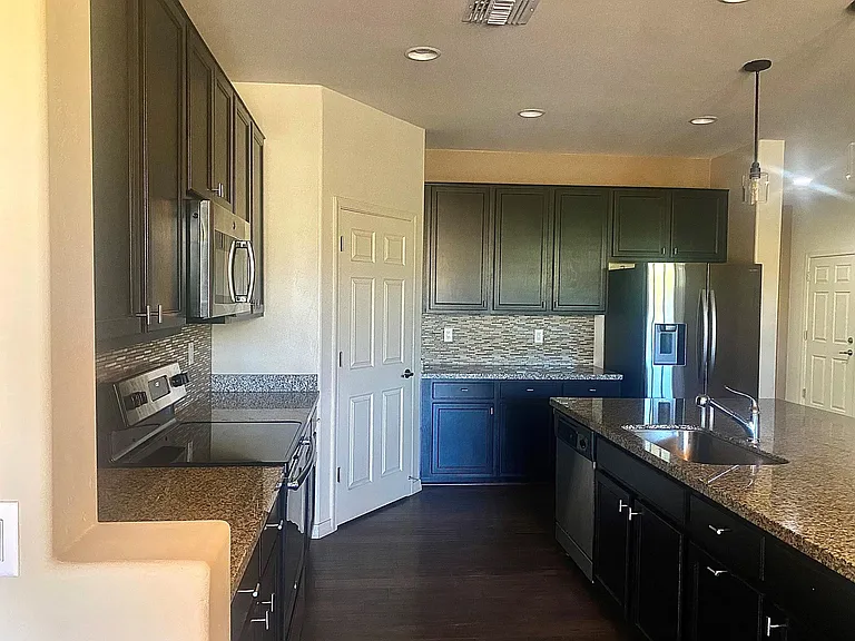 8969 E Lee St — Photo 5