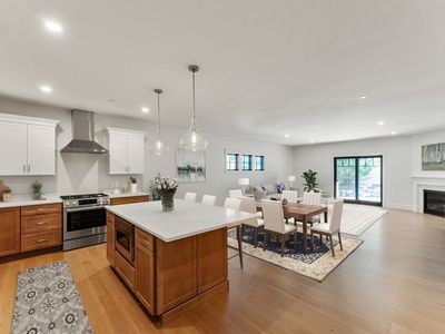 134 Court St #6, Plymouth, MA, 02360
