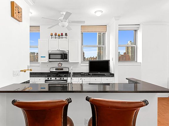 5th image of 350 E 82nd St APT 11A