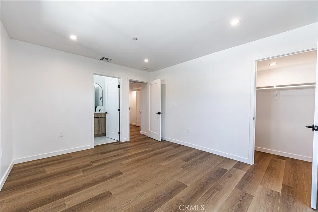 4 bed, 1500 sqft, $4,200 — Photo 4
