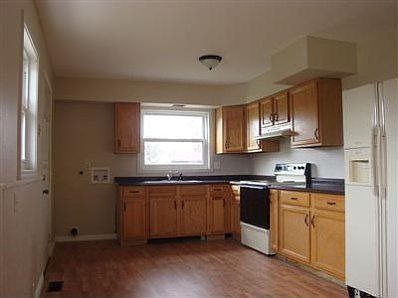 4th image of 1505 Orchard St