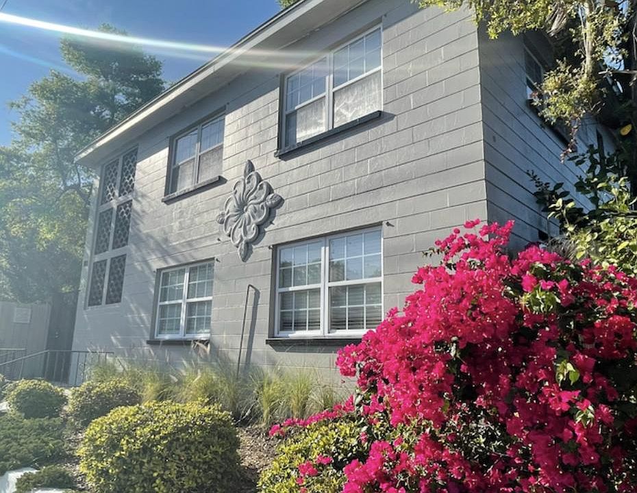 1st image of 1113 9th Ave N APT 1