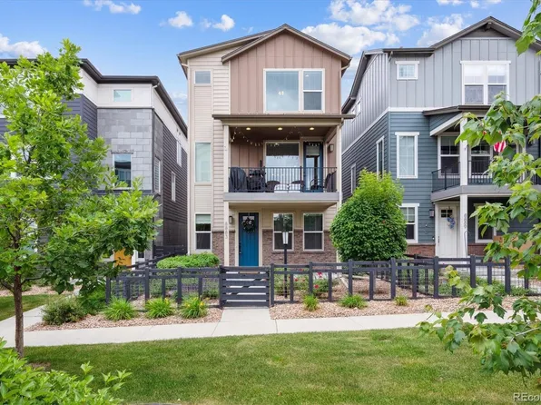 8883 Ramblestone Street, Highlands Ranch, CO 80129