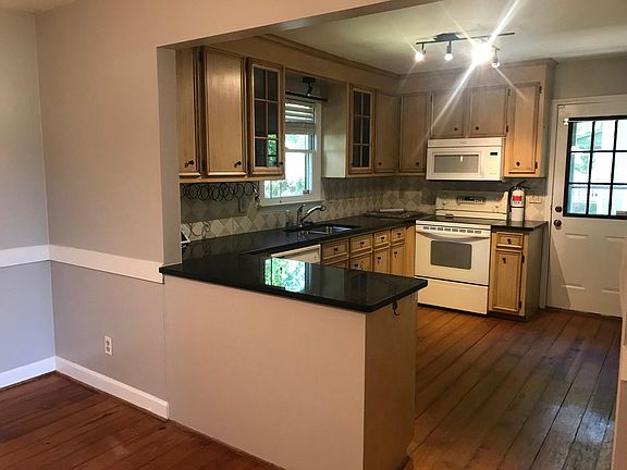 5th image of 1507 Birch Pl