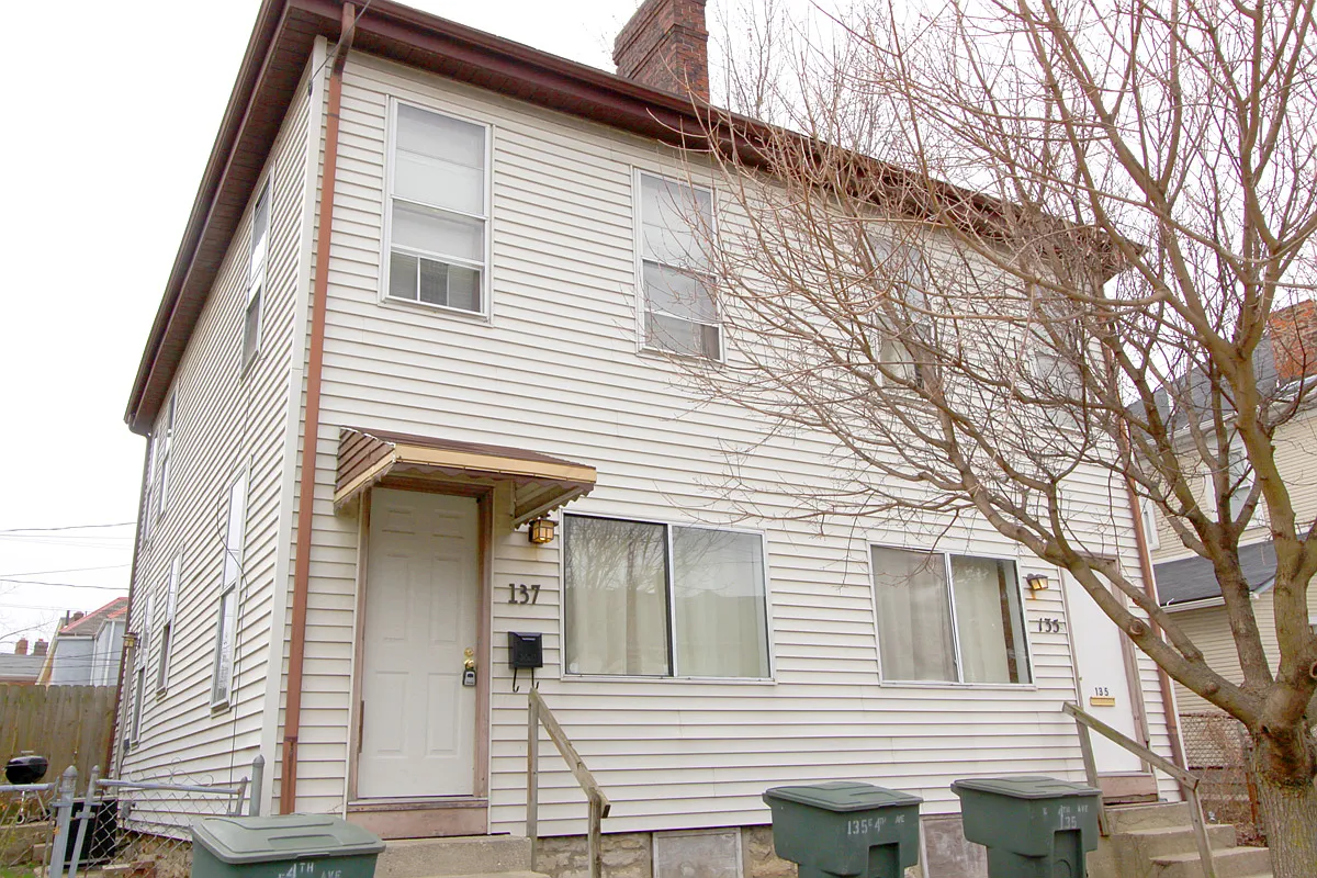 2 bed, $1,200 — Photo 1