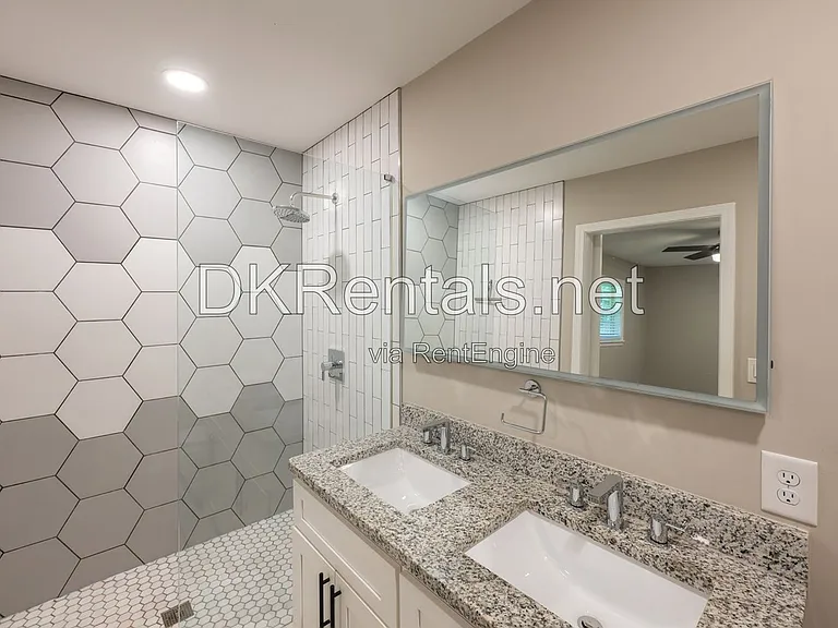 2131 Bixler Cir — Photo 17