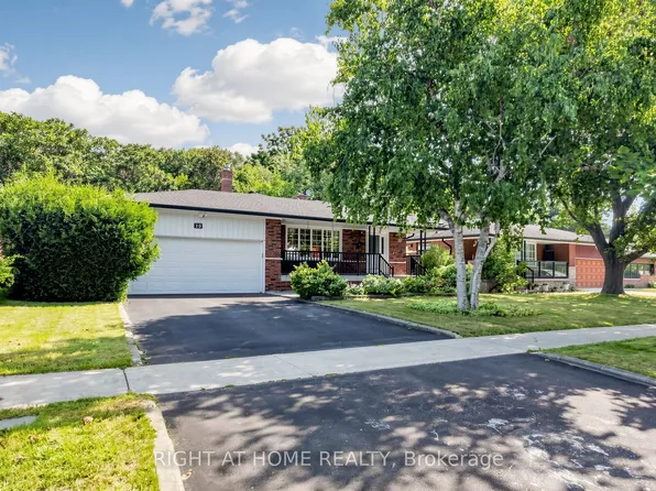 15 Skyridge Rd, Toronto, ON M1E 4N7